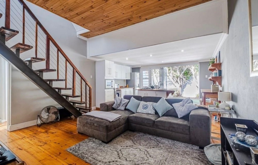 To Let 2 Bedroom Property for Rent in Richmond Hill Eastern Cape